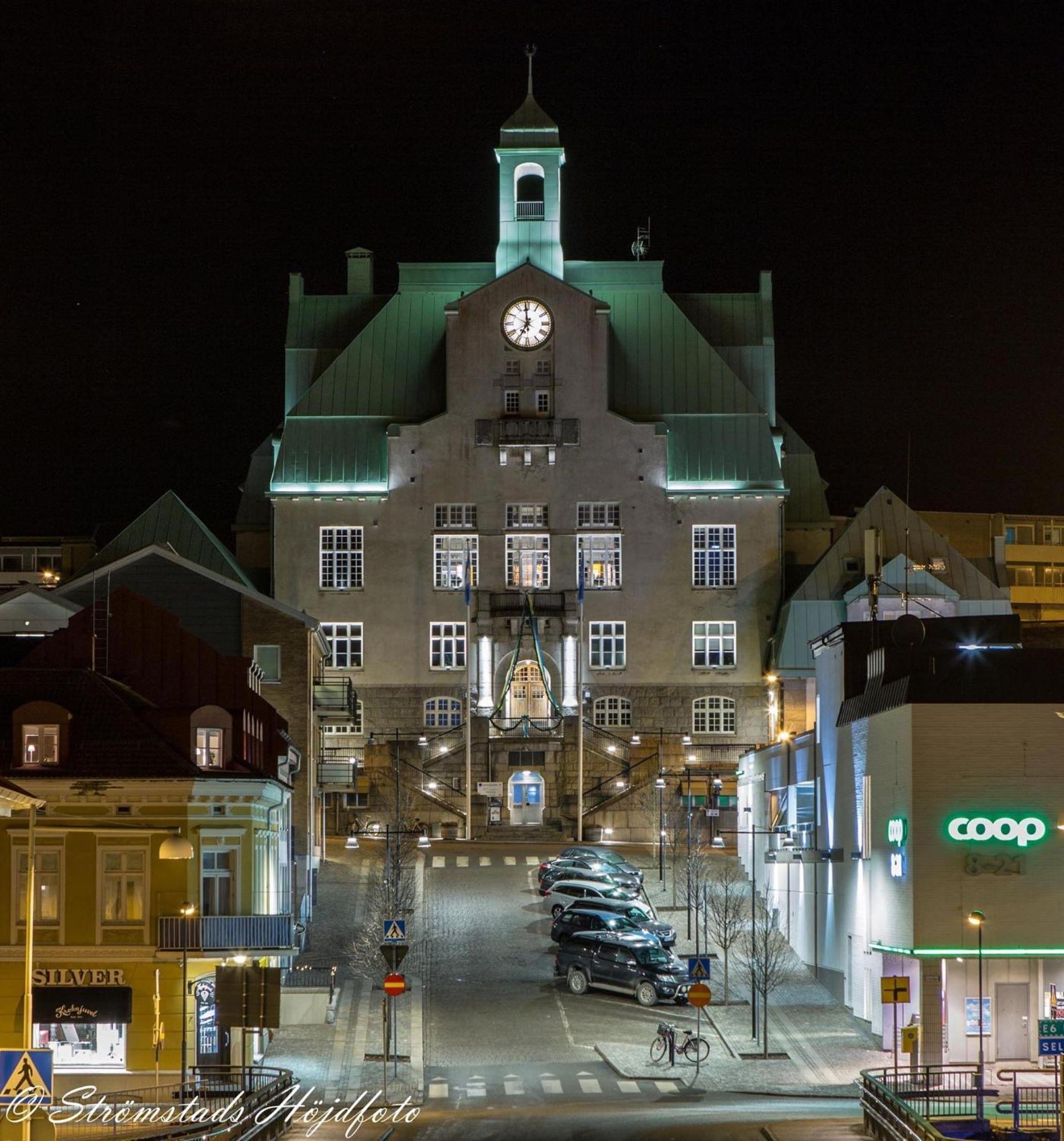 1 Rums-Laegenheter, Gangavstand Till Stroemstads Centrum المظهر الخارجي الصورة